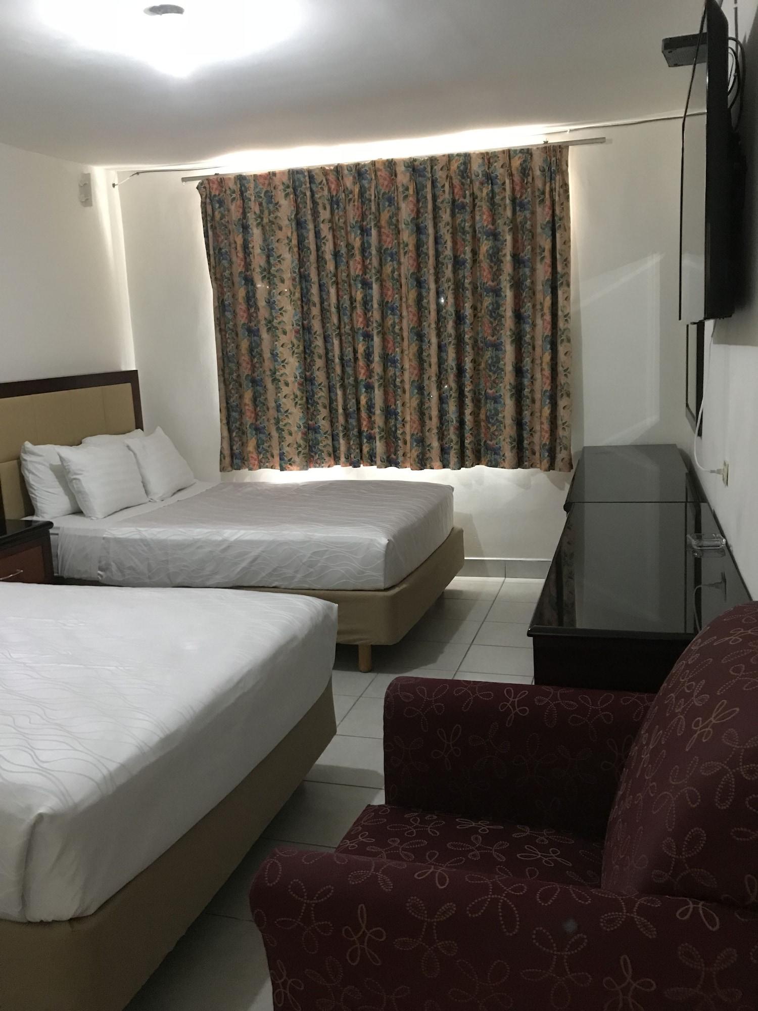 Hotel Guillen Jr Tijuana Buitenkant foto