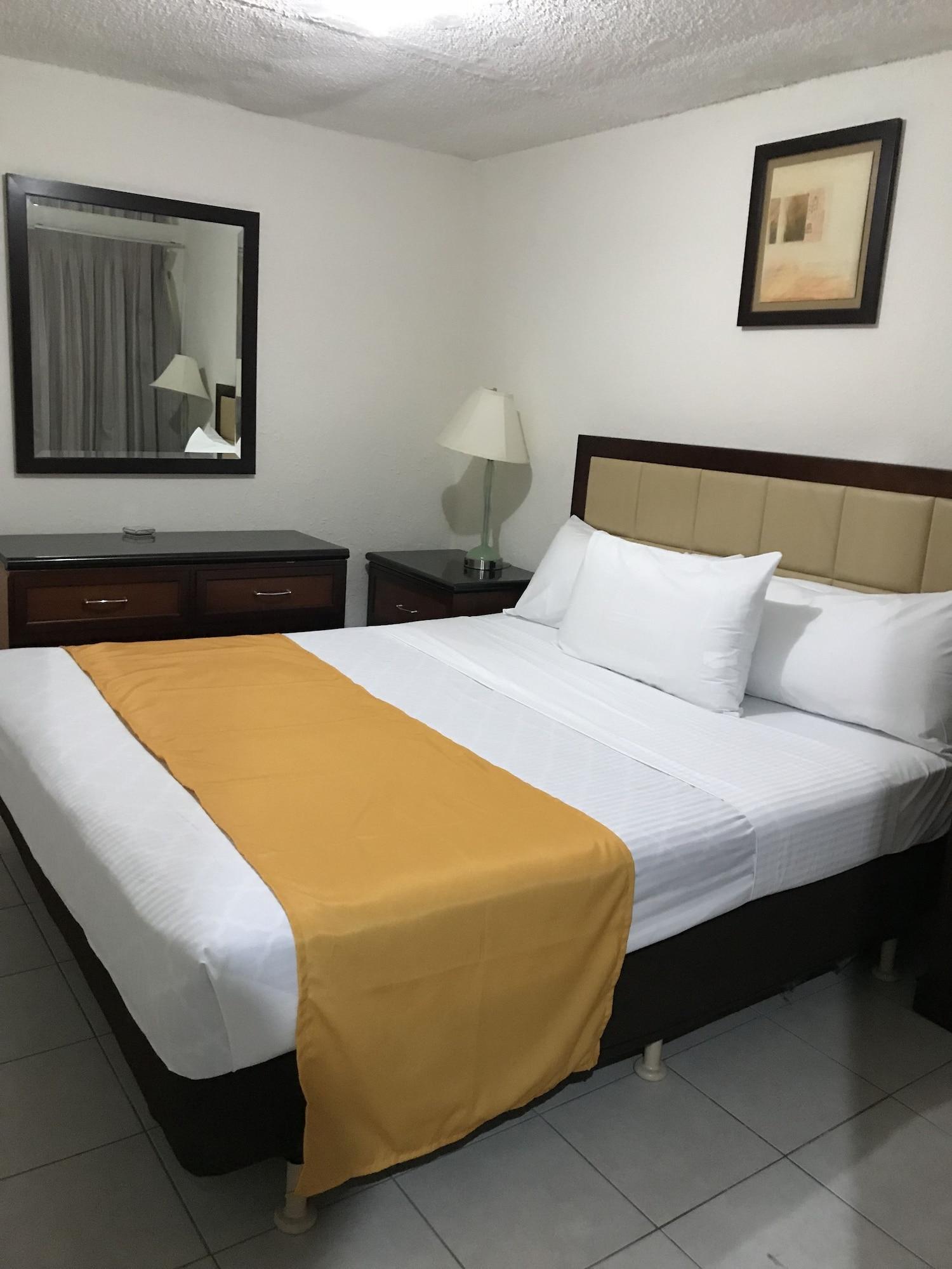 Hotel Guillen Jr Tijuana Buitenkant foto
