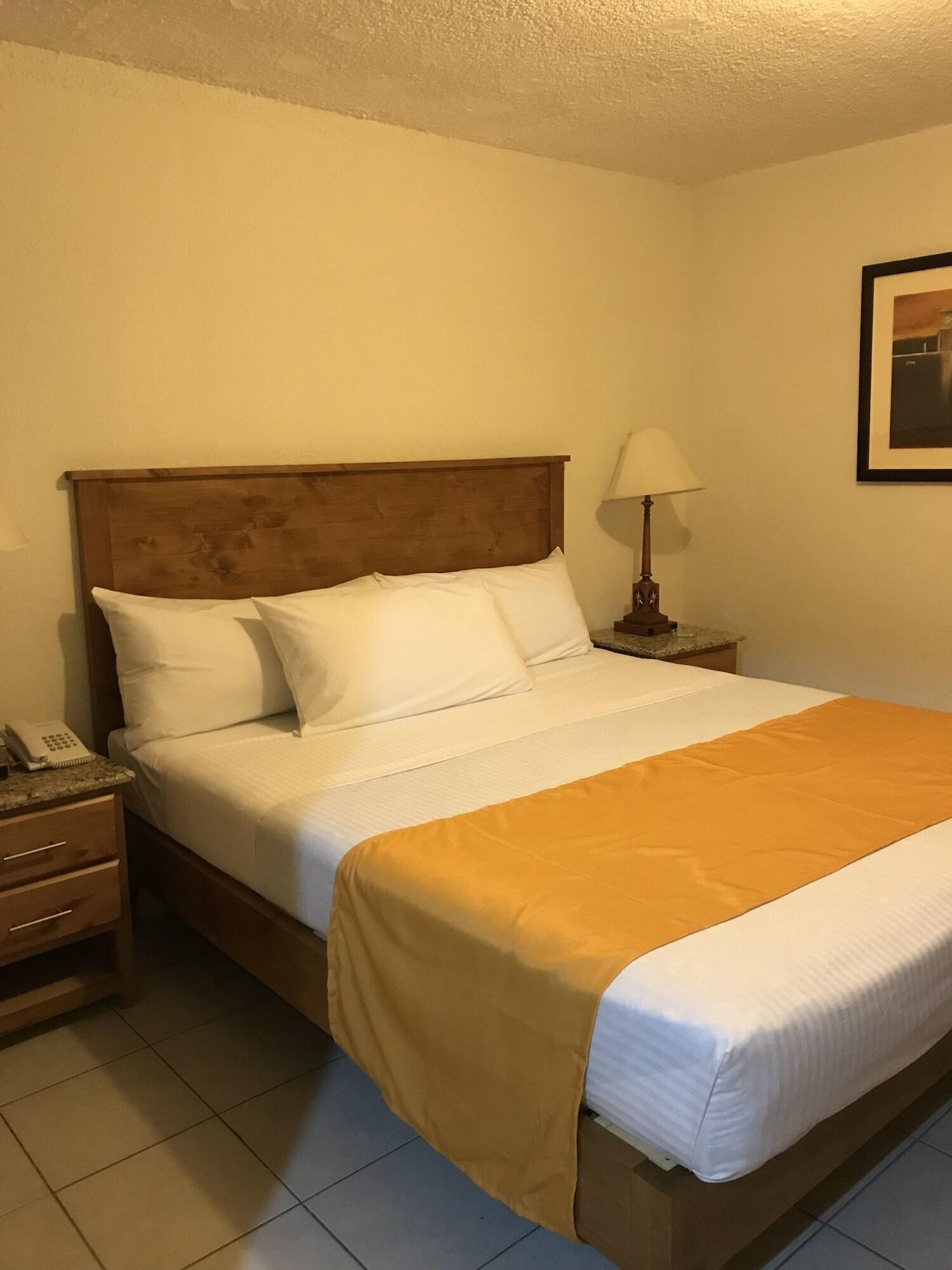 Hotel Guillen Jr Tijuana Buitenkant foto