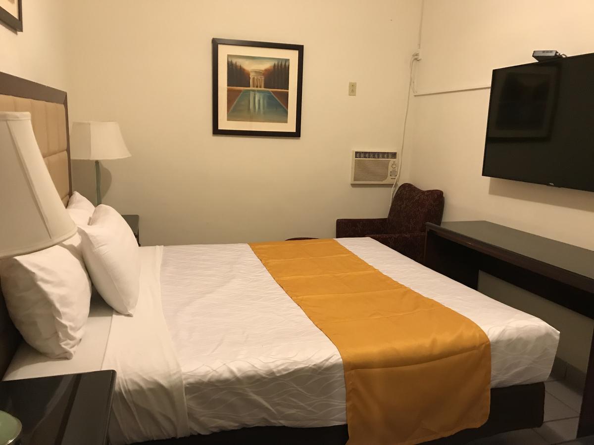 Hotel Guillen Jr Tijuana Buitenkant foto