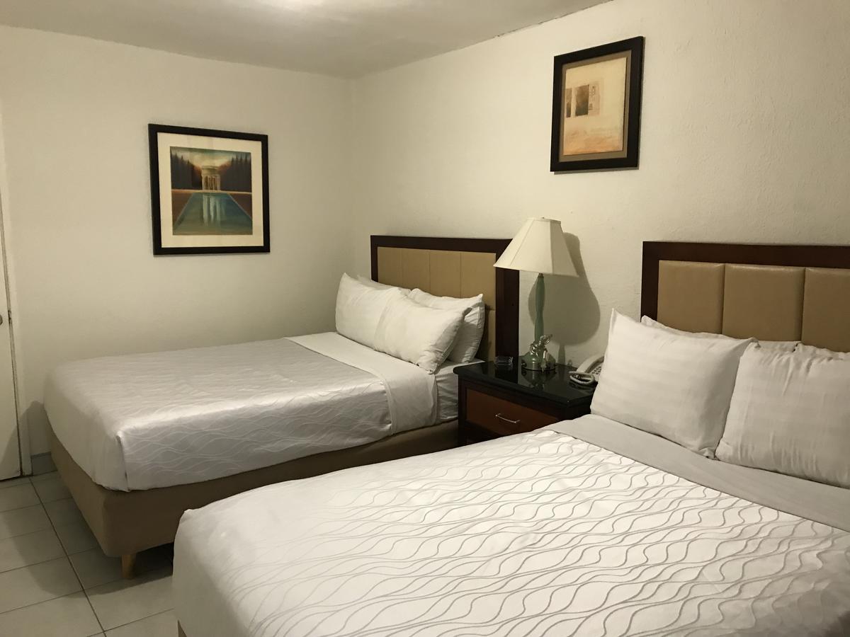 Hotel Guillen Jr Tijuana Buitenkant foto